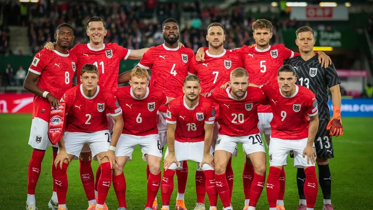 team photo for Avstrija
